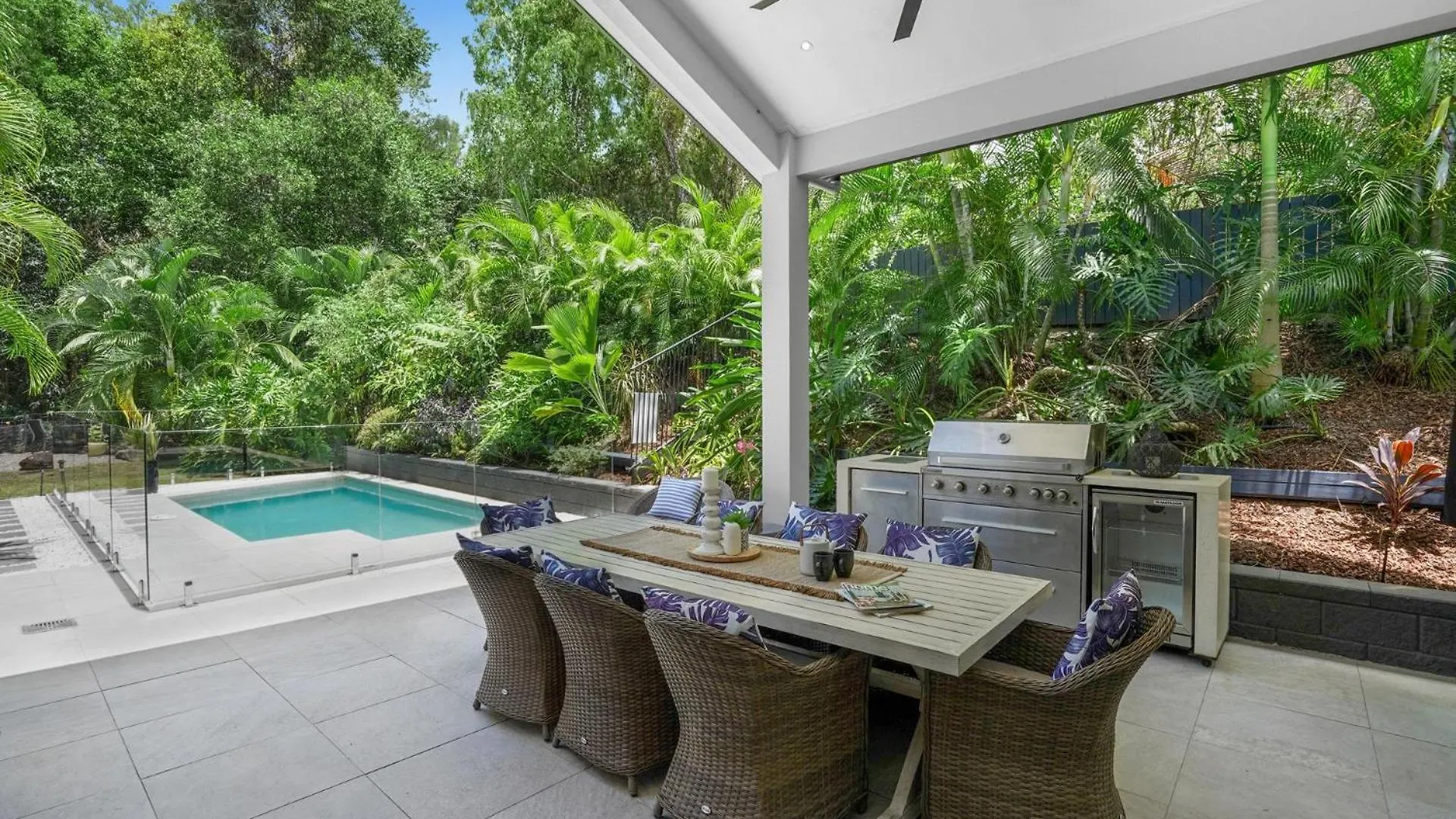 Belle Escapes Villa Aurelia Palm Cove 0*,  Australien